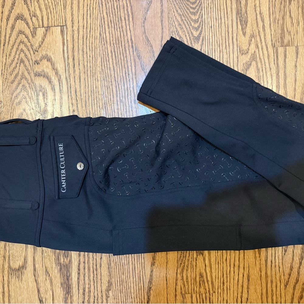 Canter Culture  Women’s Breeches Size large color black